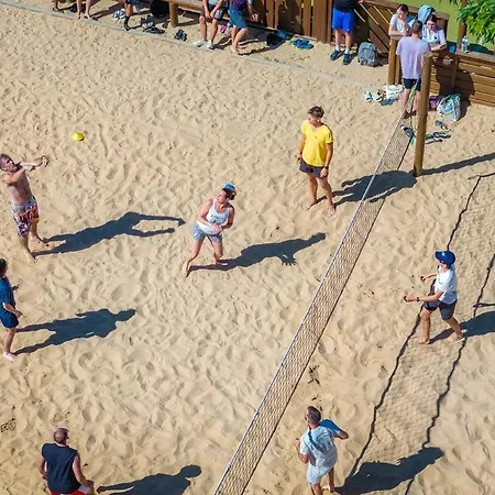 Camping ZEcamping 5 étoiles piscine couverte club enfant animations animaux acceptés Bretignolles-sur-Mer