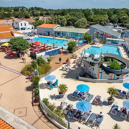 Campingplatz 5 Etoiles - Parc Aquatique - Eeibhf