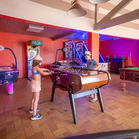 Campingplatz 5 Etoiles - Parc Aquatique - Eeibhf *